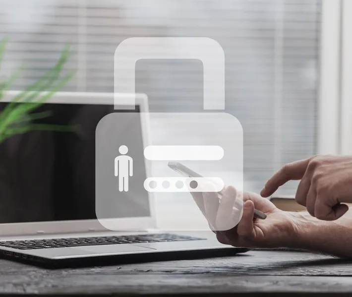 Criminosos cibernéticos enganam 20 empresas com falso suporte de TI